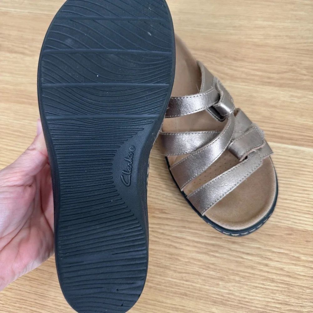 Clarks Collection Gold Metallic Merliah Karli Leather Slide Sandals Size 8 Exc!